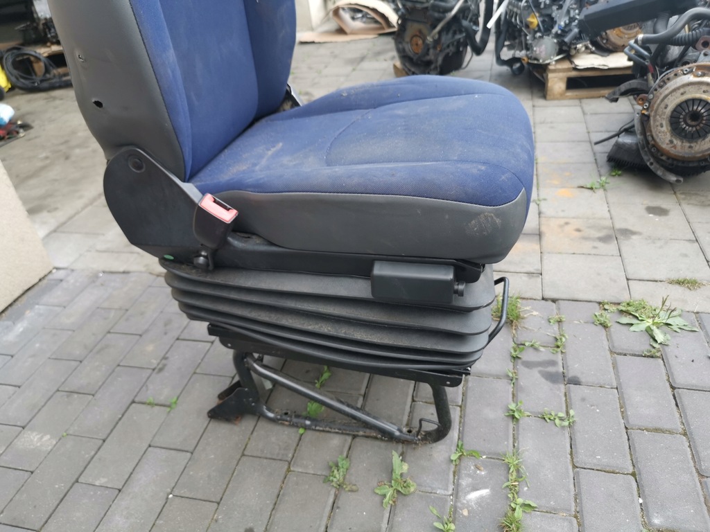 фото №6, Сиденье водителя левый перед пневматический iveco daily iv 06-