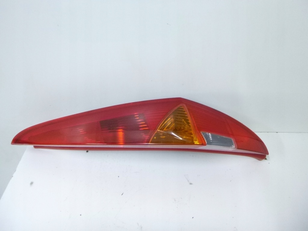 фото №1, Лампа задняя fiat punto ii 3d 2000r.