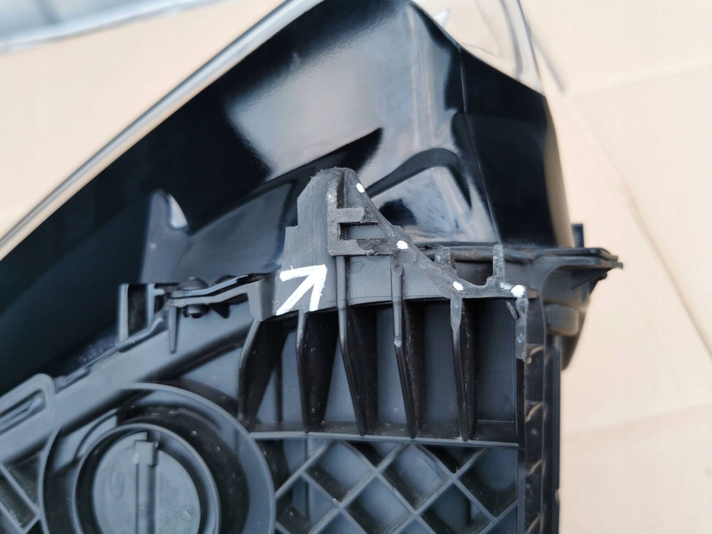 фото №13, Porsche taycan 9j1 19- лампа передняя правая full led eur 9j1941032e