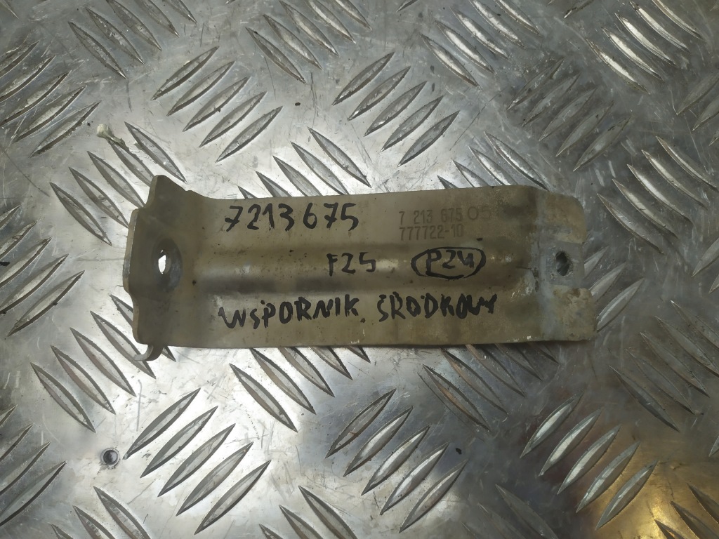 фото №1, Bmw x3 f25 x4 f26 кронштейн середній 7213675