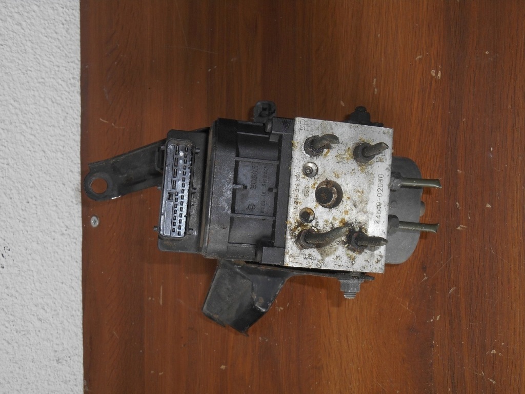 фото №1, Насос abs toyota corolla e12 1,4 vvt-i 44510-02050