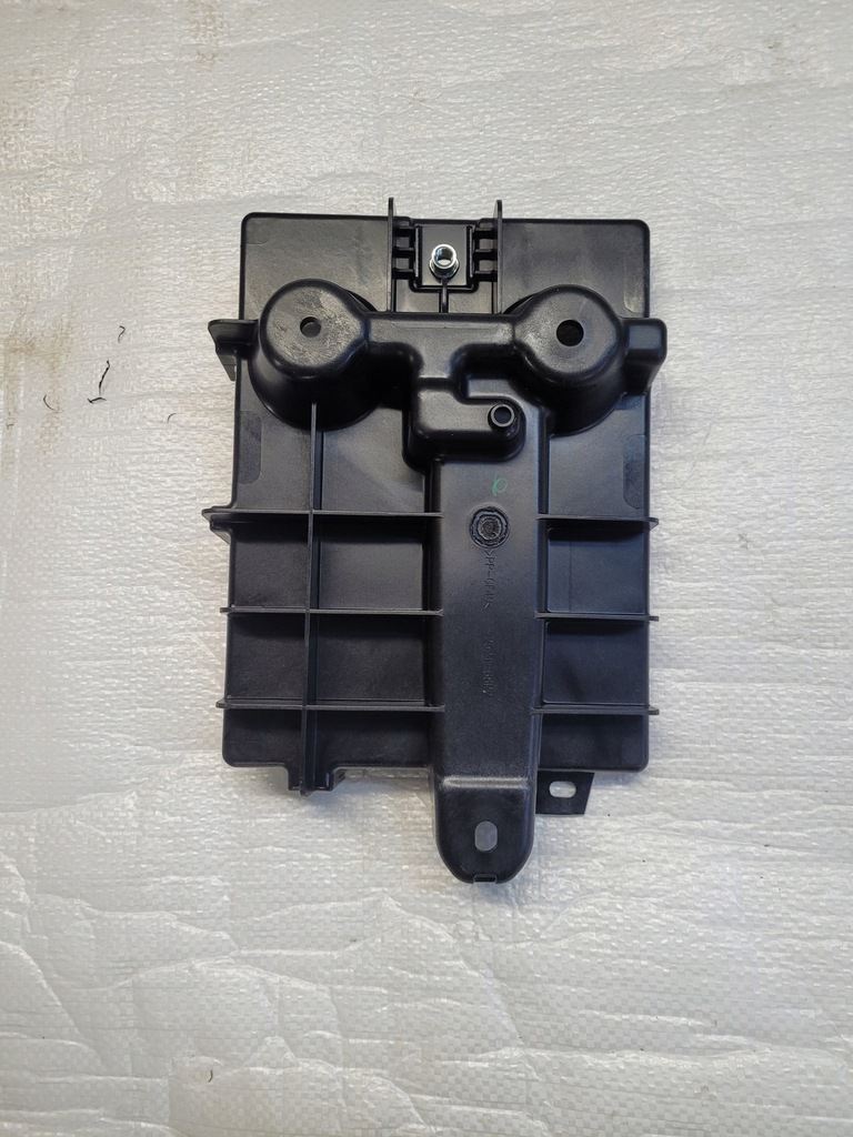 фото №9, Suzuki swift mk8 2018- основание аккумулятор