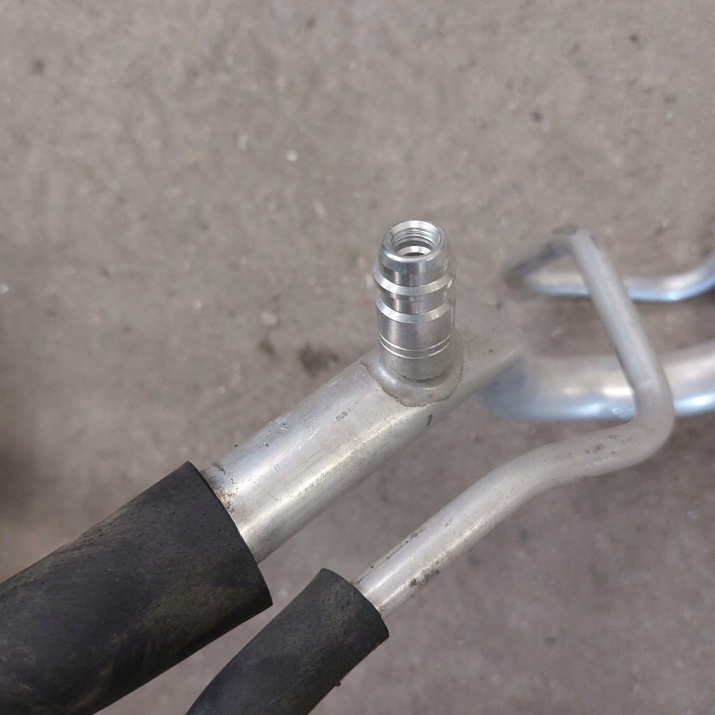 Opel mokka a 1,6t шланг кондиционера 95299469 Оригинал