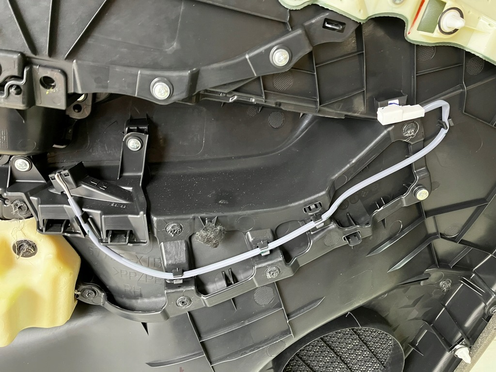 фото №12, Chr c-hr обивка обшивка дверь правый перед чёрный