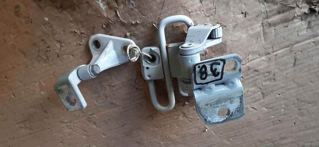 фото №1, Петля двері правий peugeot rcz ym18401980