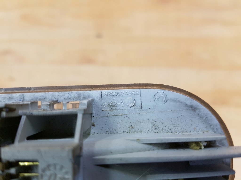 фото №3, Лампа освещение салона renault megane ii