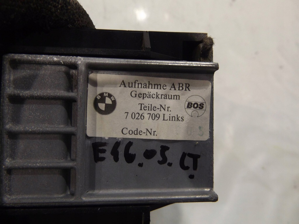 фото №5, E46 lift kombi кронштейн шторка лівий задня