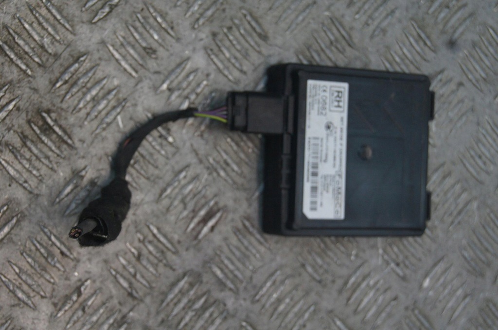 фото №1, Ford taurus vi 3.5 v6 2017r радар мертвого pola