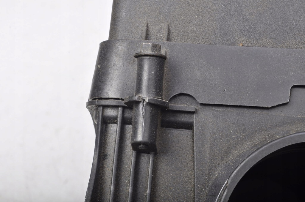 фото №6, Volvo c30 корпус фильтра воздуха 7m51-9600-ae