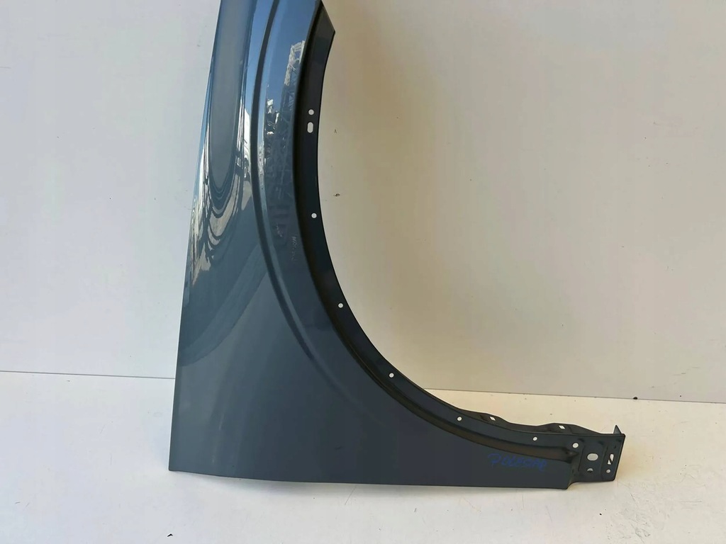 фото №1, Volvo polestar крила правий перед оригінал