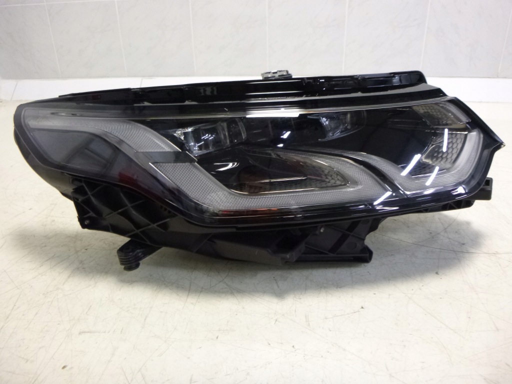 Lr discovery sport рестайлинг  фара перед led европа  новая правый с Разборки