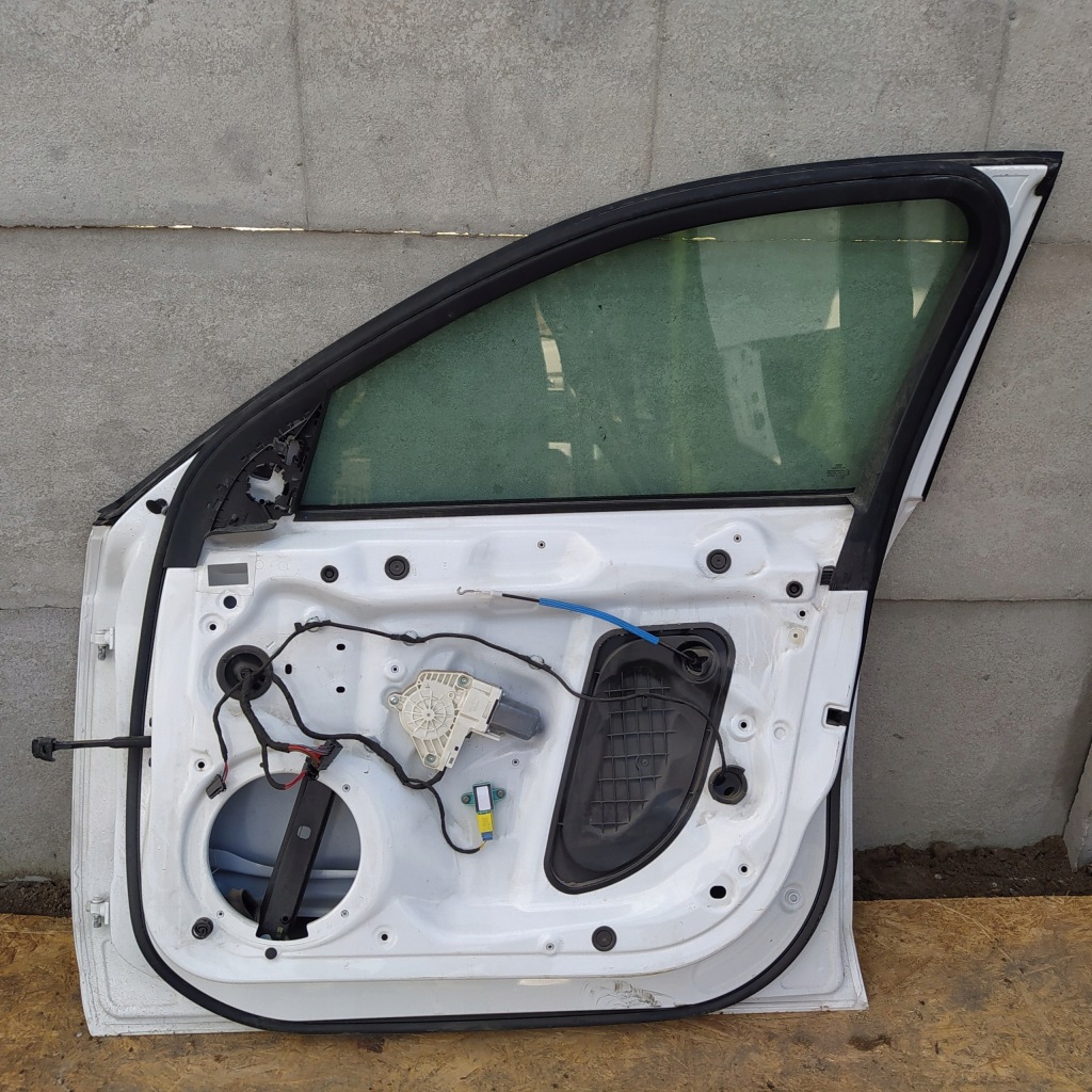 фото №5, Двері правий перед передні audi a4 b8 2014