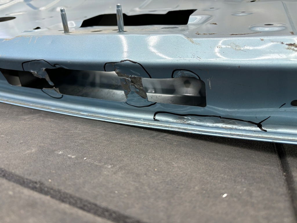 фото №16, Ford explorer ev 2024r-- крышка багажника багажника задняя