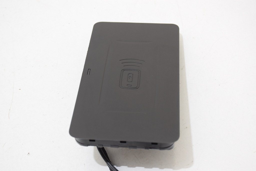 фото №12, Bmw x3 g01 x4 g02 полиця бардачок зарядний пристрій індукційна телефону wca nfc