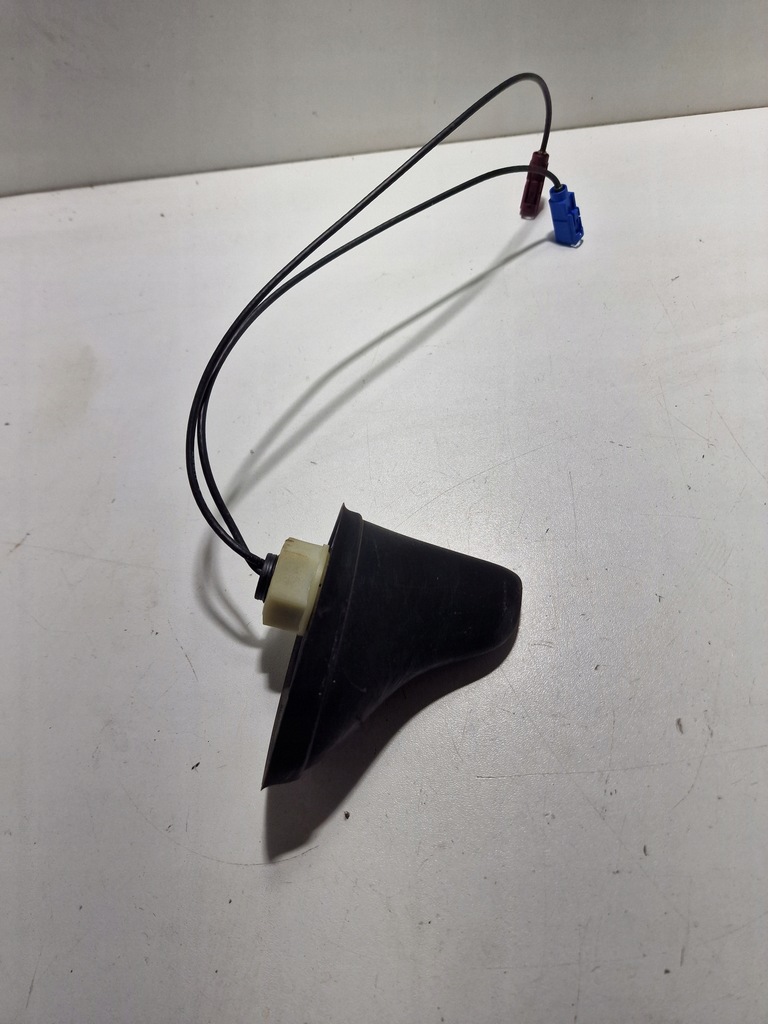 фото №2, Плавник rekin антенна gps scania r