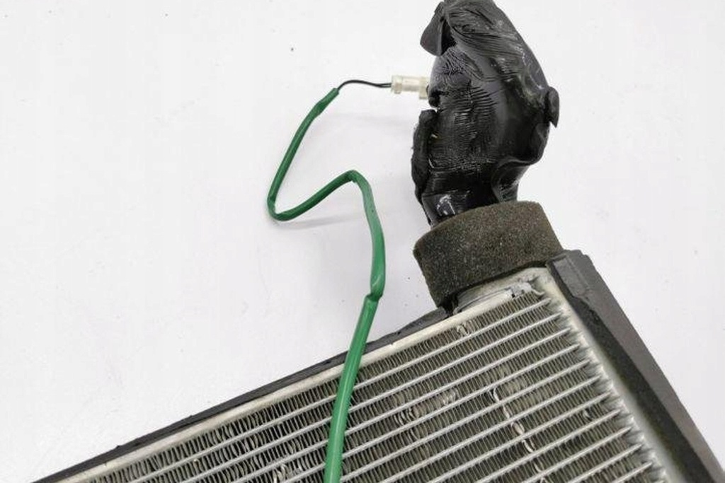 фото №8, Радиатор кондиционера pod приборная панель honda cr-v ii rd_ mf4475003600 2.2l