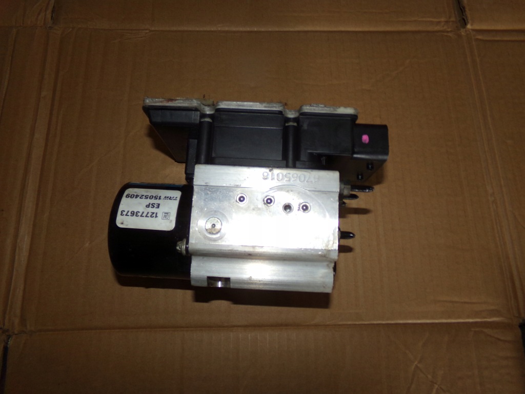 Купити Насос abs 12773673 saab 93 vectra c