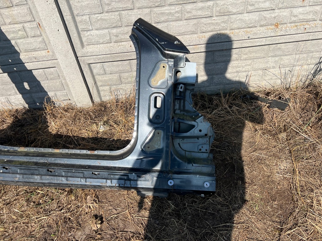 фото №4, Поріг блок двигуна bok правий mercedes w212 sedan