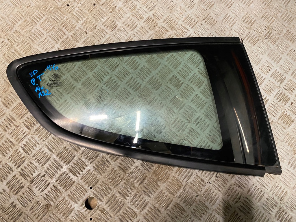 фото №1, Стекло кузовная alfa romeo mito 14r. правая задняя
