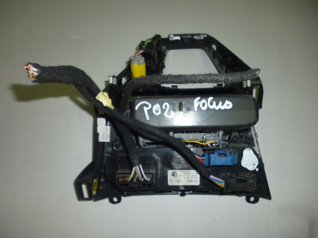 фото №3, Ford focus mk3 lift панель рамка радіо кондиціонера