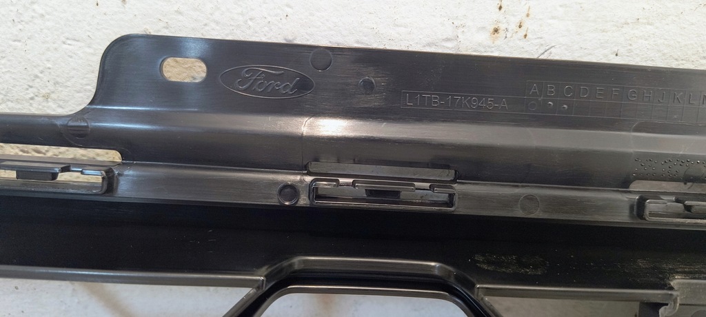 фото №8, Решётка средняя бампера перед ford puma mk 2 st-line