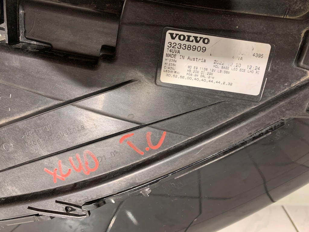 фото №6, Volvo xc40 ii lift лампа правый перед 32338909 комплектная модуль europa org.