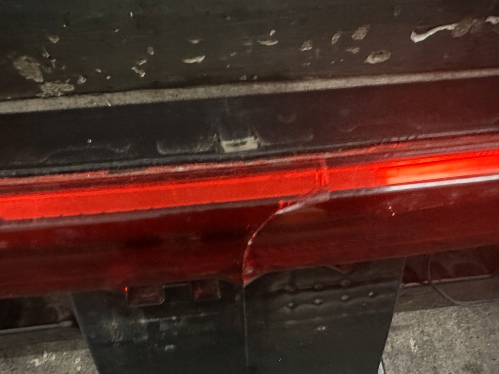 фото №6, Лампа задня середня audi q8 пошкоджені скло 4m8945095p