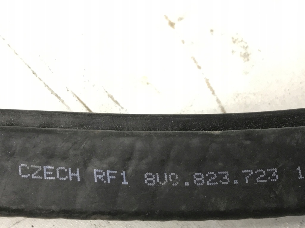 фото №6, Audi a3 8v прокладка отсек двигателя 8v0823723