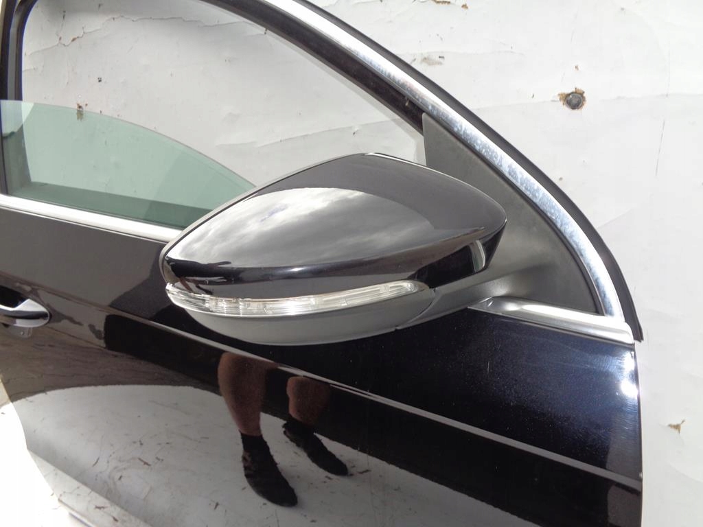 фото №1, Зеркало правое vw passat b7 lc9x 6 pin
