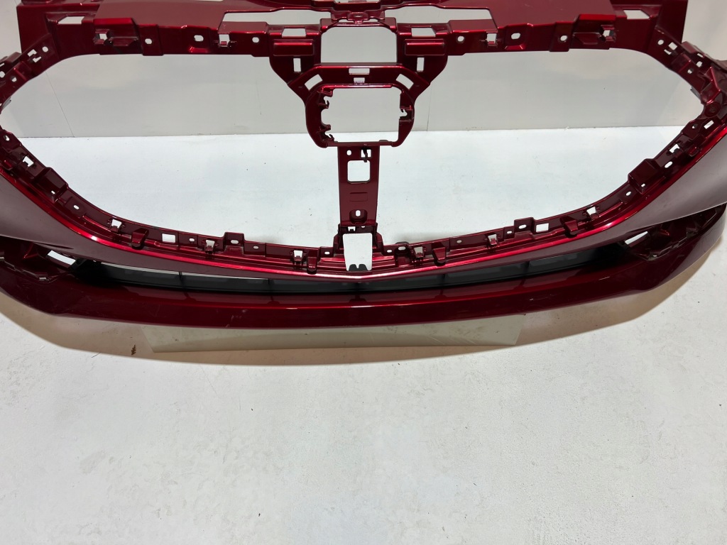 Mazda 3 бампер sedan rok 2021 в Україні