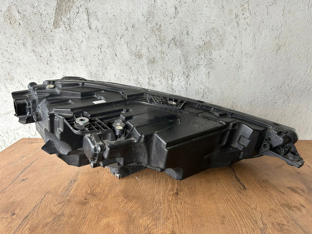 фото №6, Audi a3 s3 8y лампа левая передняя перед full led matrix 8y0941035 europa