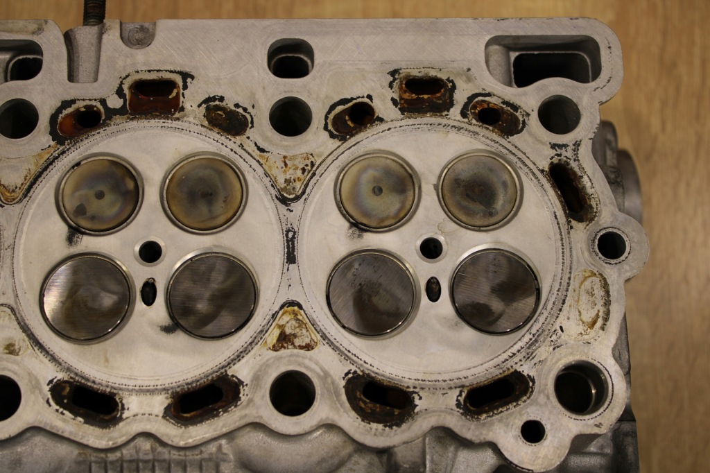 фото №15, Головка ліва jaguar xf x250 2.7 v6 207 km