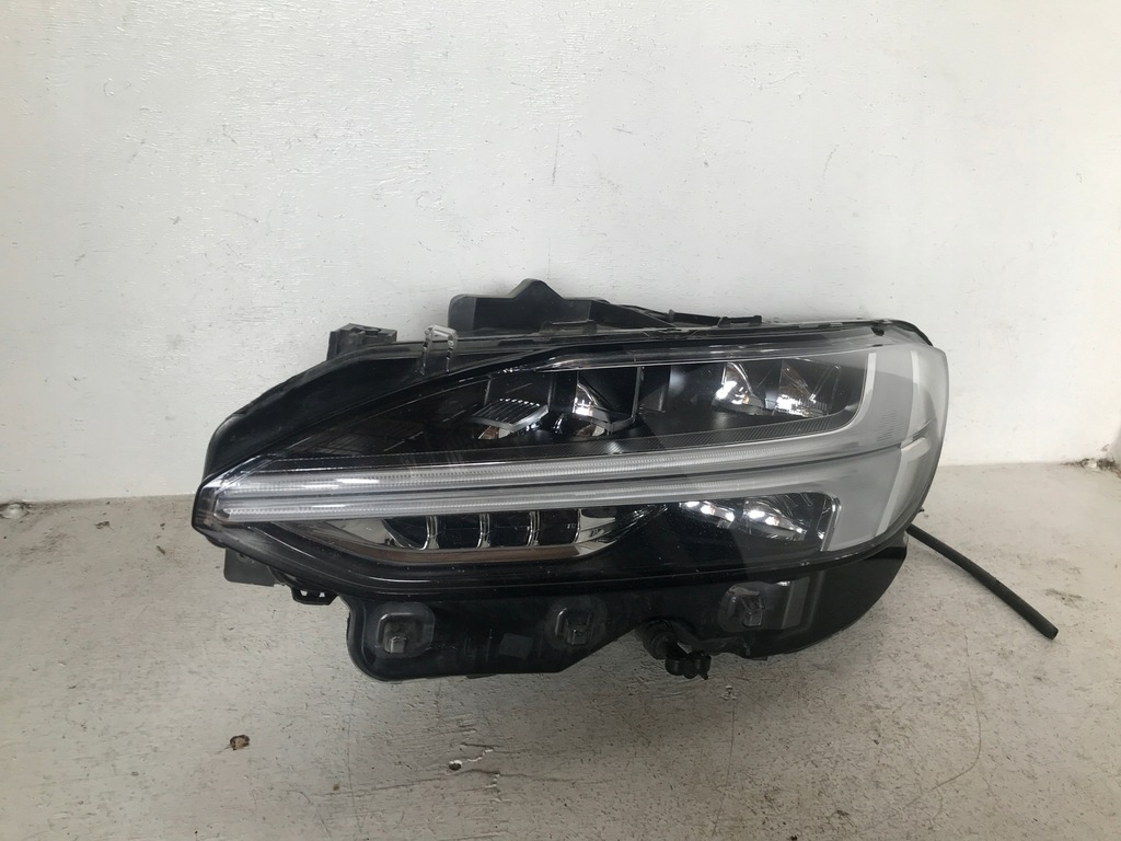 фото №1, Volvo v90 s90 лампа перед ліва eu full led nr 31655197 2018-
