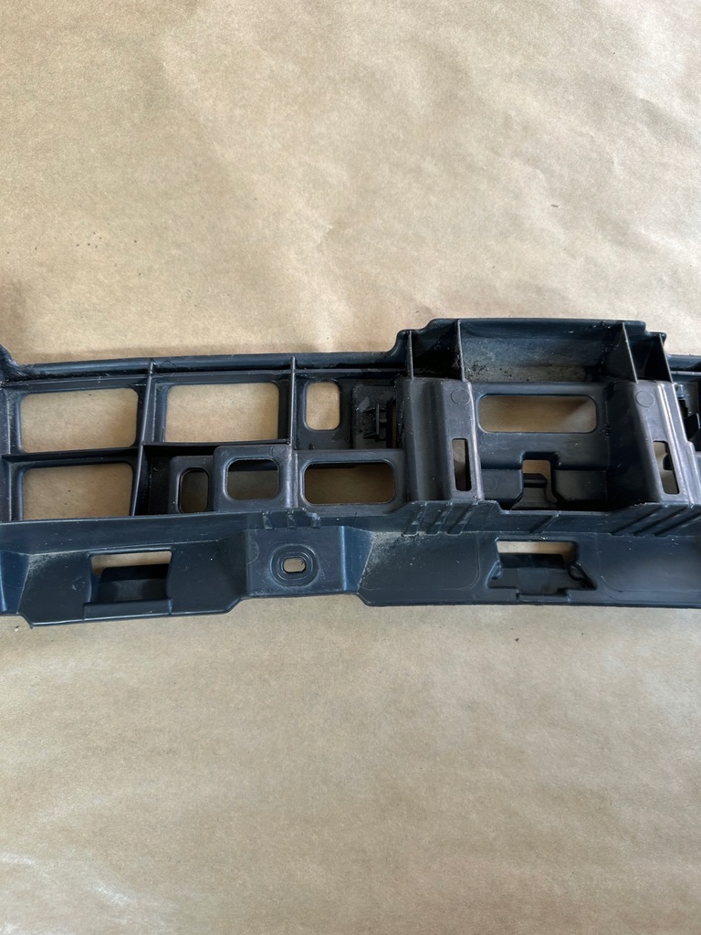 фото №7, Направляющая бампера задняя renault laguna iii 850320001r