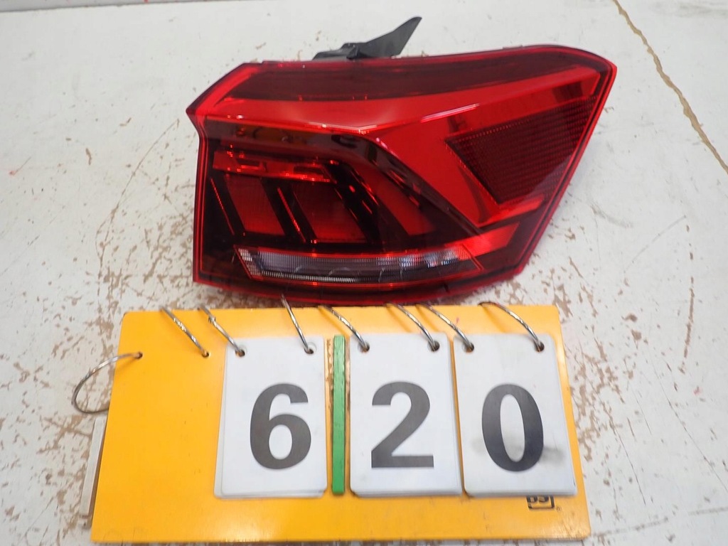 фото №2, Лампа задняя задняя правая vw t-roc 2017- led