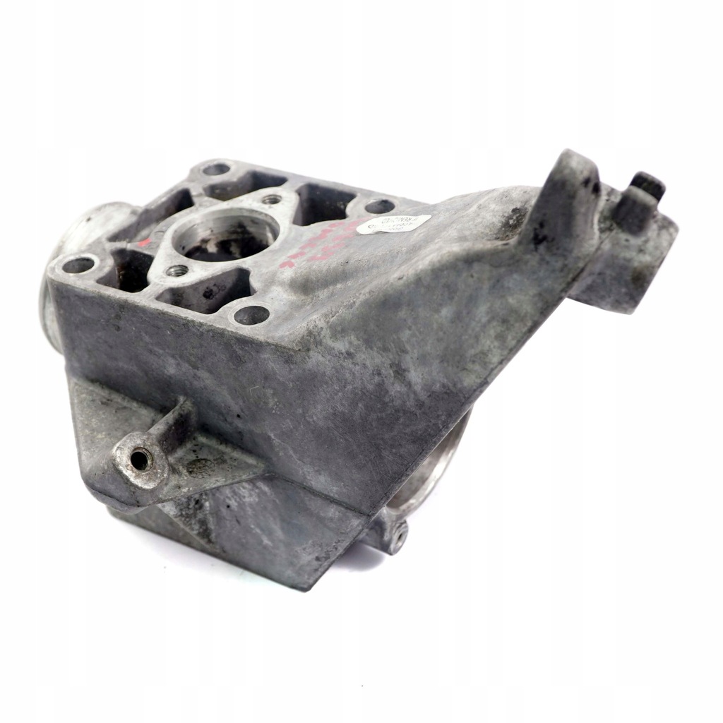 фото №10, Mercedes vito w639 om646 левая кронштейн двигателя