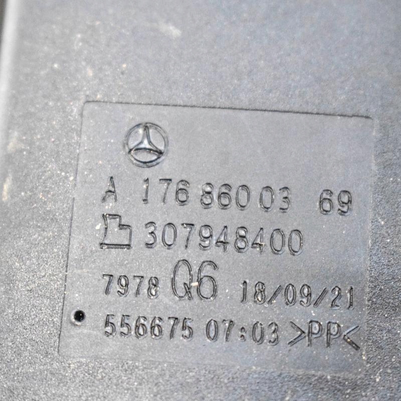 фото №5, Mercedes-benz gla-class x156 задня ліва пряжка поперечина безпеки