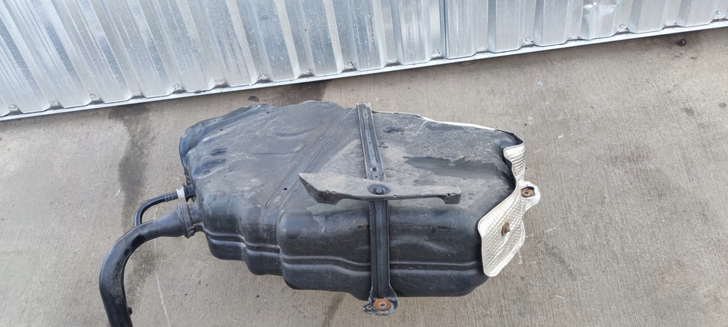 фото №9, Bak бак топлива audi a4 b9 a5 8w 8w0201021cg