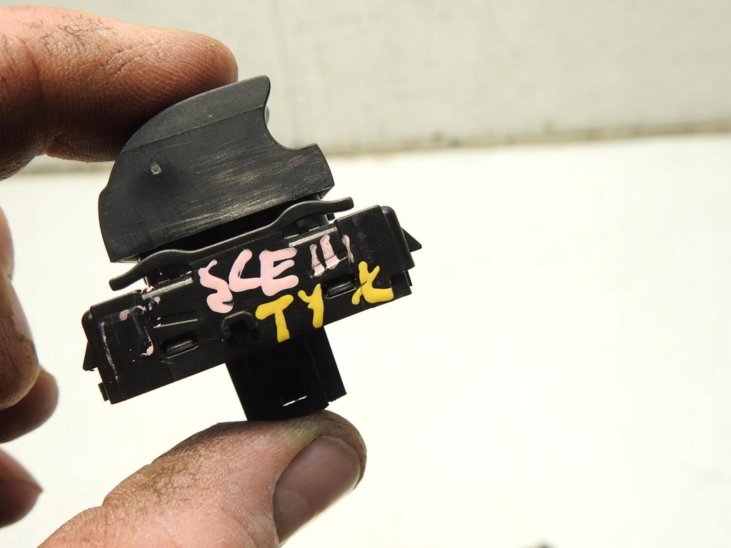 фото №3, Переключатель стекло задняя renault scenic iii 254010003r