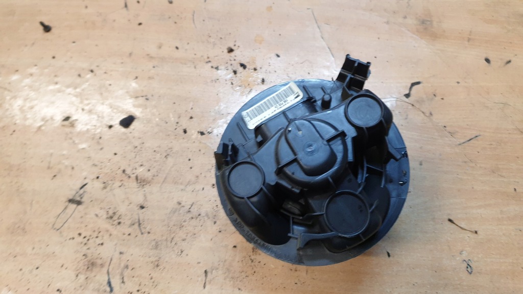 фото №1, Dacia sandero i вентилятор воздуходувка europa