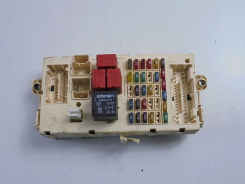 фото №7, Fiat stilo коробка запобіжників 51711819