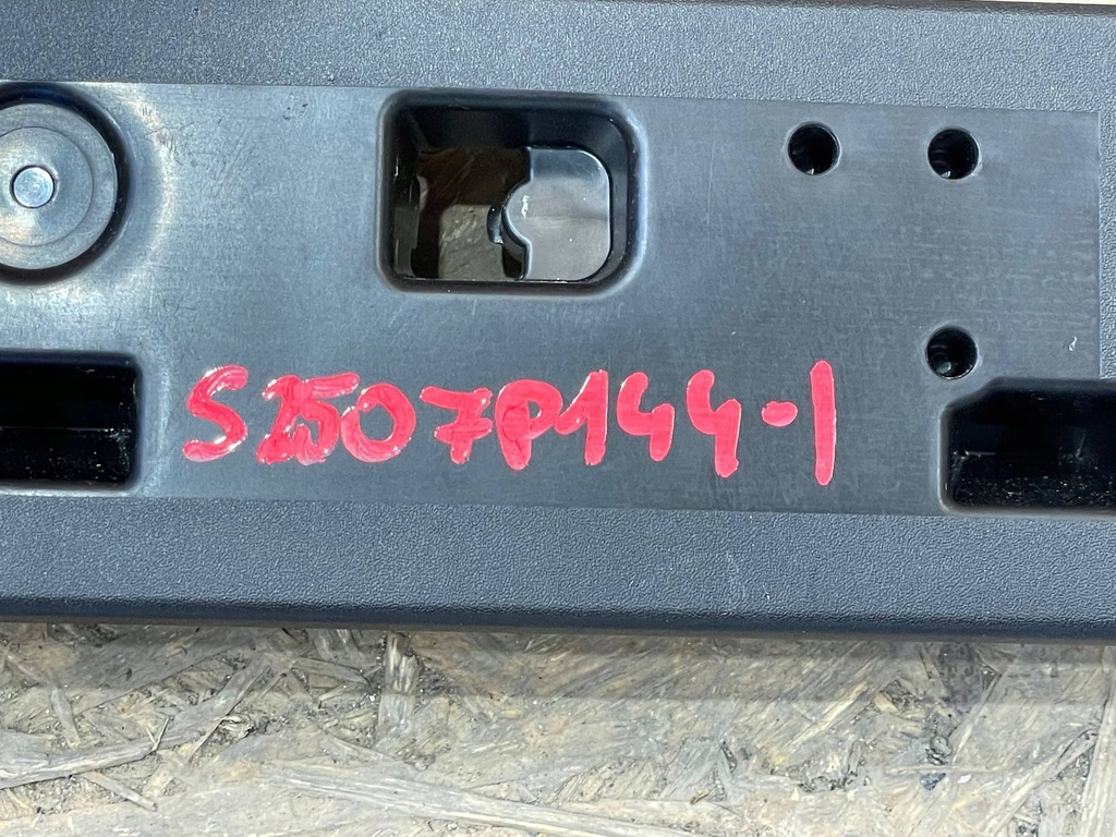 фото №9, Mazda cx5 cx-5 ii 2 kf 17- молдинг подкладка pod номерной знак бампер перед