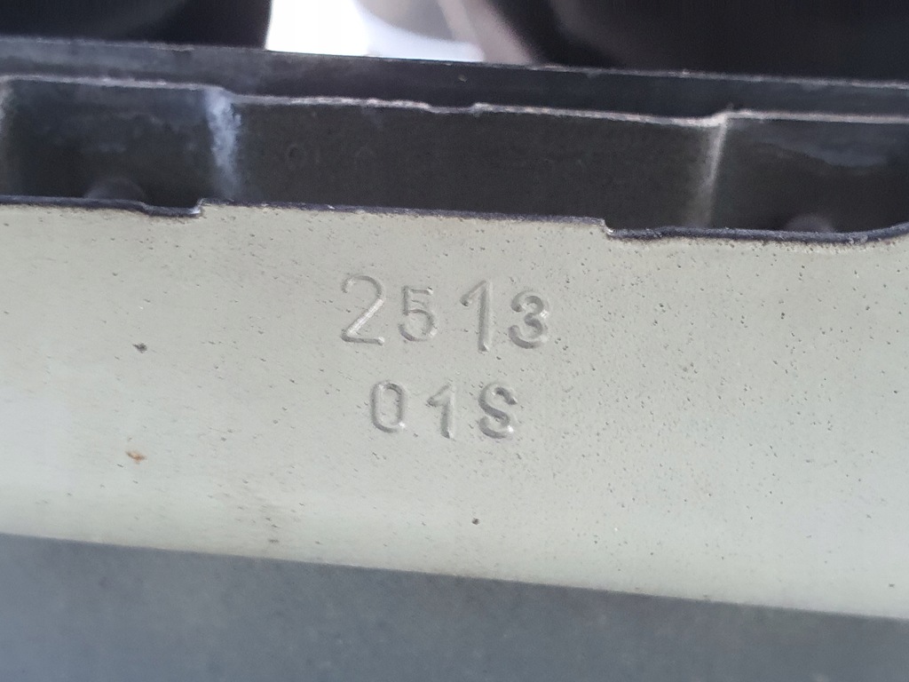 фото №16, Audi a4 b8 lift!!! крыло правый перед цвет чёрный lz9y оригинал!!! 16