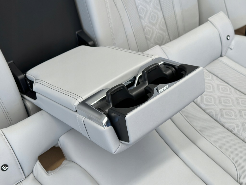 Bmw m8 f93 g16 сидіння заднє сидіння тунель обшивки merino silverstone alcantara Оригінал