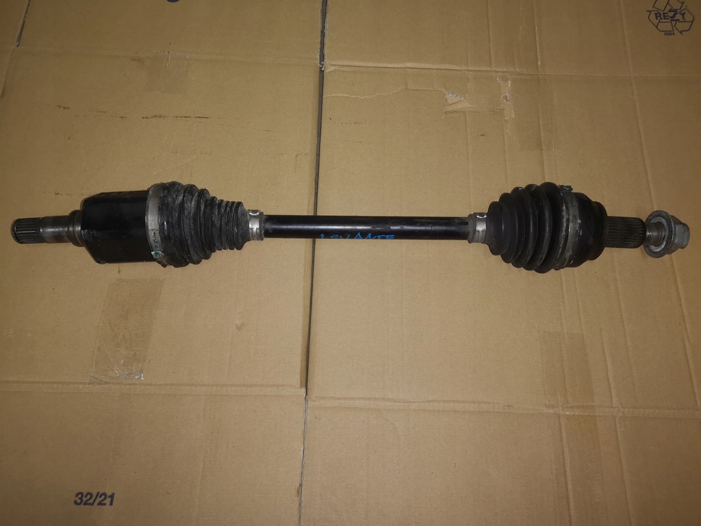 фото №1, Maserati levante 3.0i привідний вал права передня