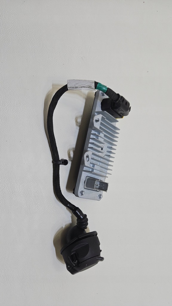 фото №9, Блок керування фаркоп tesla x plaid