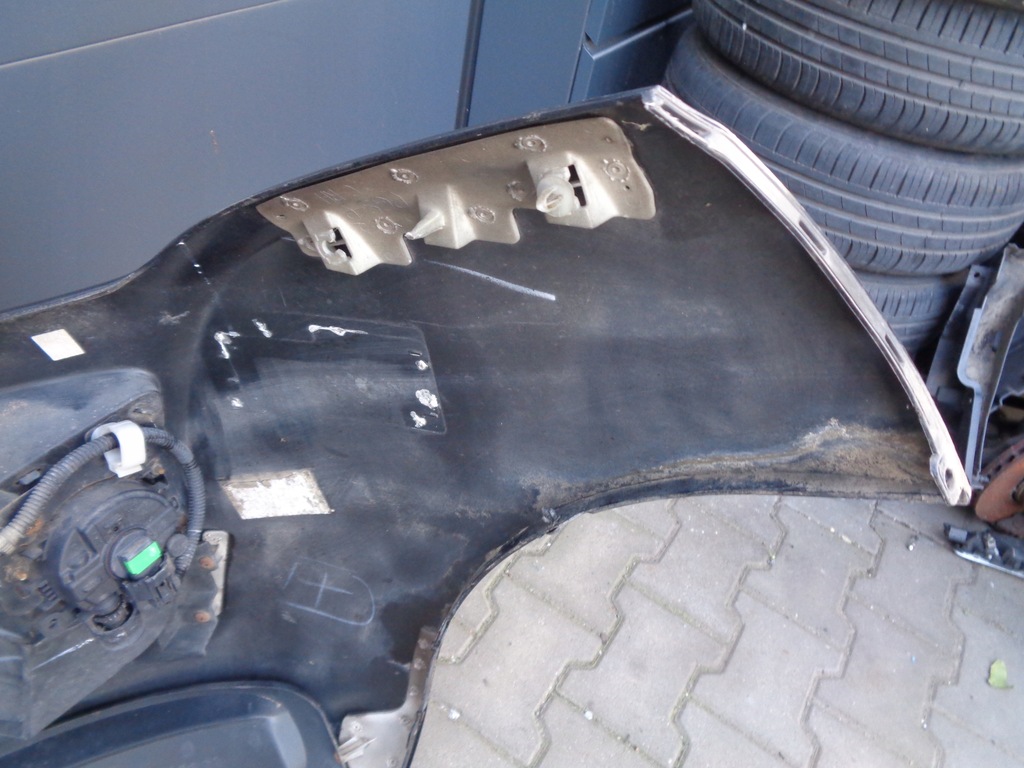 фото №16, Peugeot 4007 07-12 бампер передний pod омыватель