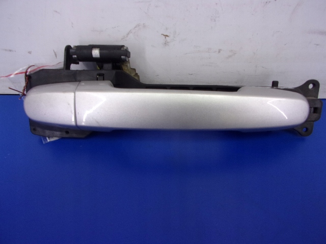 фото №1, Toyota auris e15 ручка перед левая наружная 1c0