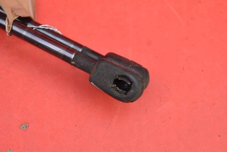 фото №5, Привод амортизаторы капот a2118800029 mercedes cls c219 w219 04-08