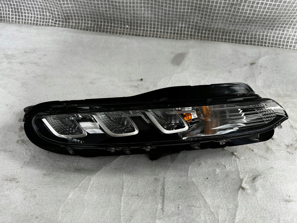 фото №1, Citroen berlingo правый поворотник led